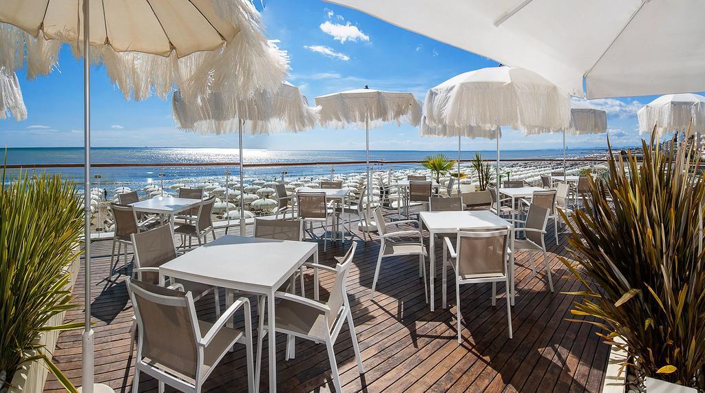Hotel Byron Milano Marittima Exterior foto