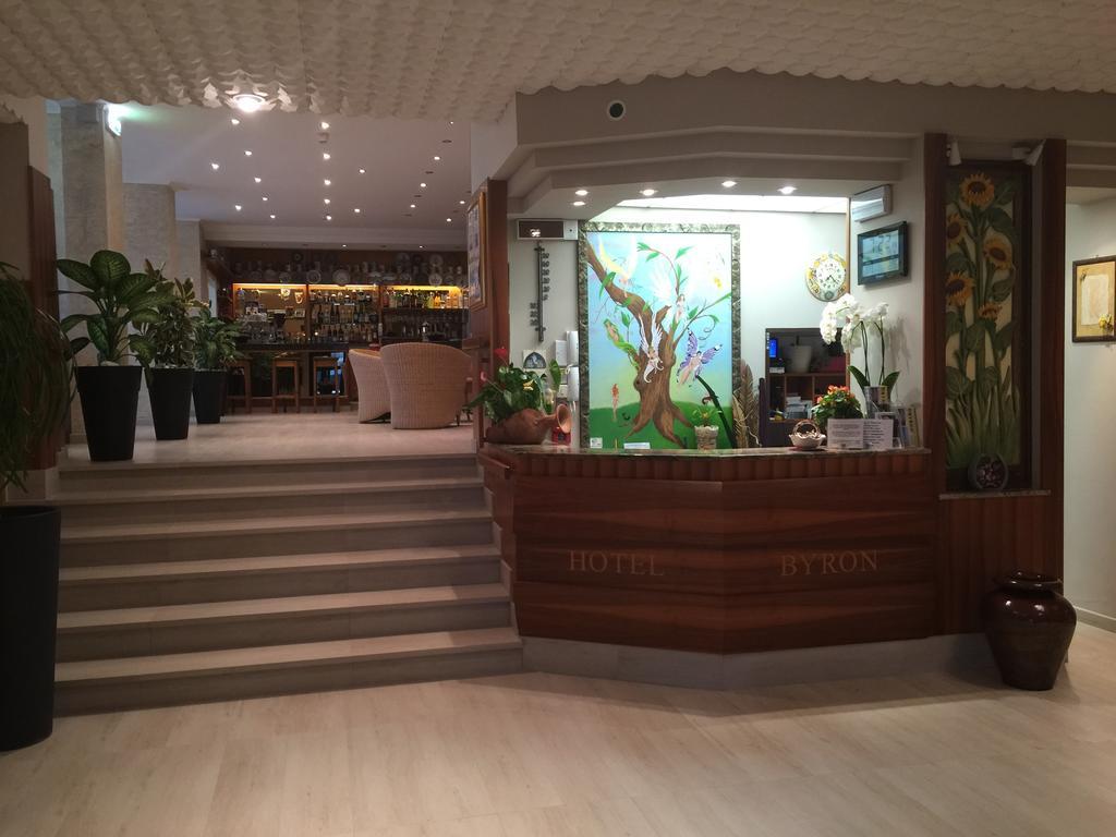 Hotel Byron Milano Marittima Exterior foto