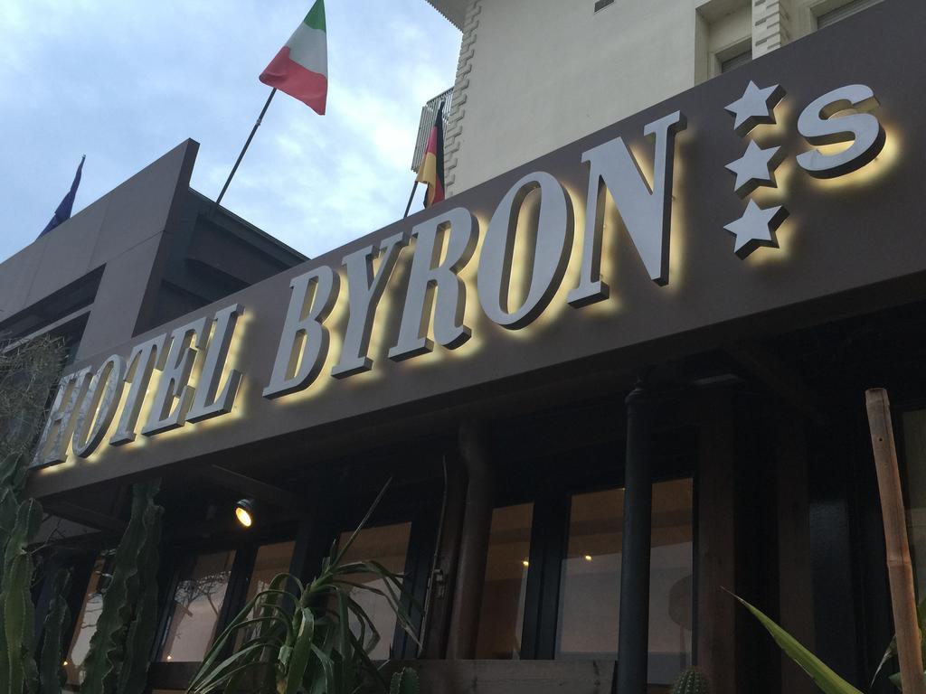Hotel Byron Milano Marittima Exterior foto